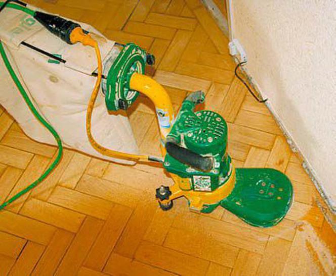 Cyklinowanie w narożnikach i przy krawędziach