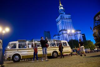 Tysiące zwiedzających podczas Nocy Muzeów 2015 w Warszawie [WIDEO]