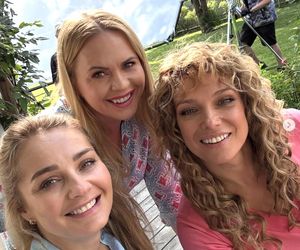Przyjaciółki, 26 sezon. Anka (Magdalena Stużyńska), Patrycja (Joanna Liszowska), Inga (Małgorzata Socha)