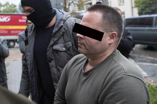 Robert J. Skazany za oskorowanie studentki