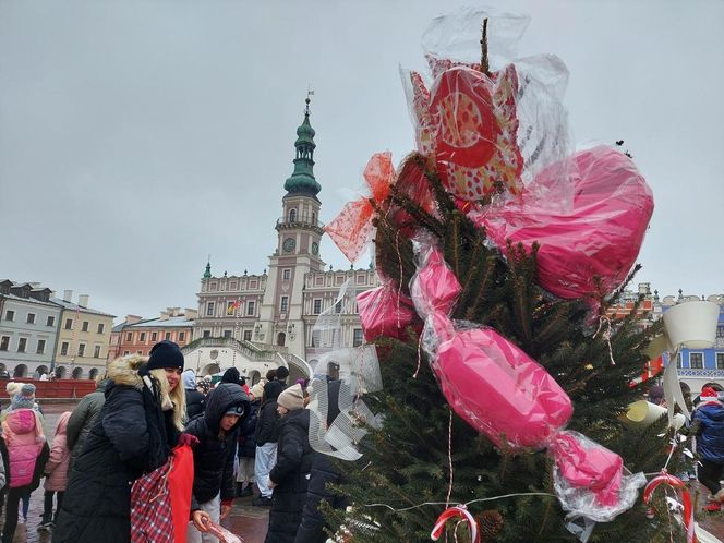  Zamojskie przedszkola i szkoły dekorowały choinki