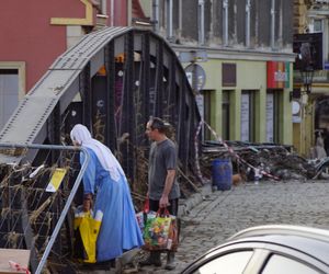 Kolejne ofiary powodzi. W powiatach kłodzkim i nyskim znaleziono dwa ciała