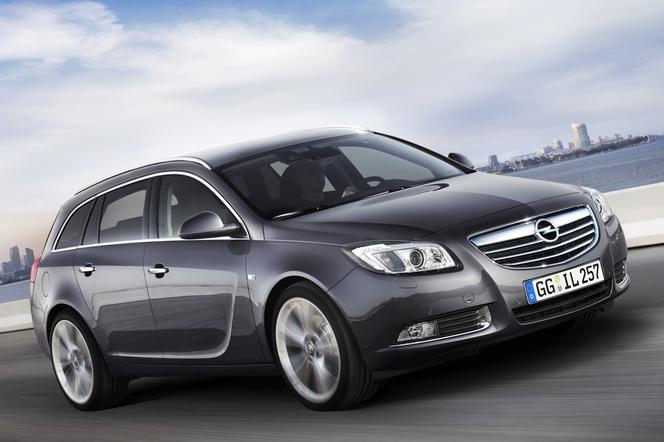 Opel Insignia Sports Tourer, model 2011