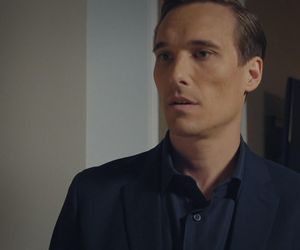 M jak miłość, odcinek 1884. Olek (Maurycy Popiel)