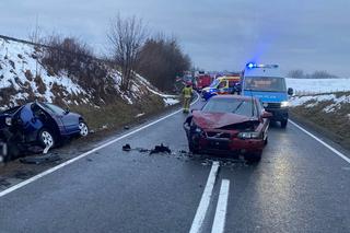 DK53. Wypadek pod Olsztynem, trzy osoby w szpitalu!
