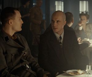 Zatoka szpiegów 2, odcinek 2: Herman Wulf (Mateusz Nędza), Heinrich Engel (Michał Balicki)