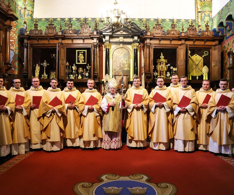 Kraków. Abp Marek Jędraszewski wyświęcił nowych księży. Chętnych więcej niż rok temu