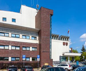 Ratusz dzielnicy Białołęka w Warszawie