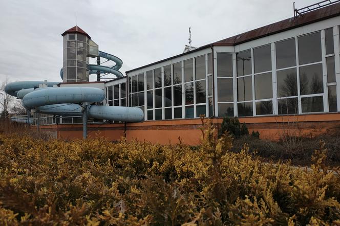 We wtorek (29.12) radni zadecydują czy kupić pływalnię Akwawit. Dzisiaj zielone światło dla zakupu byłego aquaparku dała Komisja Budżetowo-Finansowa