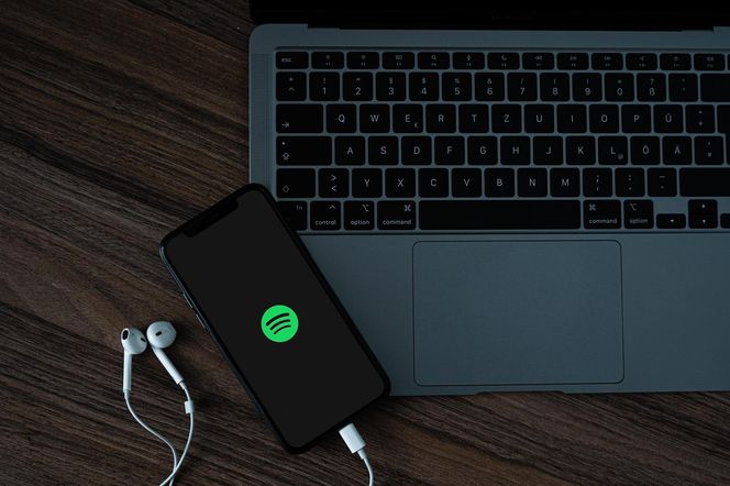 Spotify z nowym rekordem. Chodzi o kwotę wypłaconą branży muzycznej! 