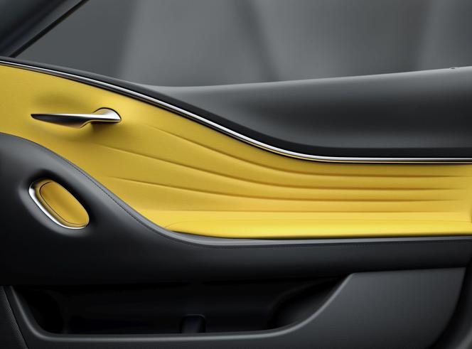 Lexus LC Yellow Edition