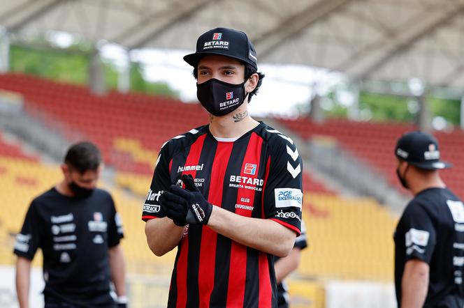 Znany sportowiec wyśmiał prośby kolegów z Rosji. Pokazał, jak dotknęły ich sankcje