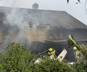 Samolot runął na dom! Dwie osoby nie żyją