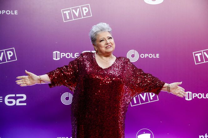 Ewa Bem usłyszała druzgocącą diagnozę. Pierwsza dama polskiego jazzu walczy z nowotworem: "Biorę chemię" 