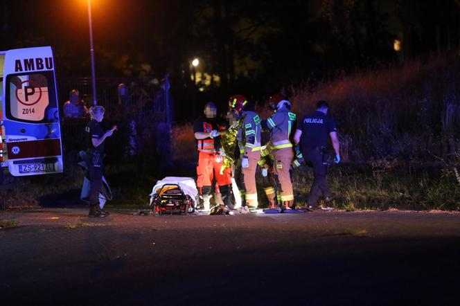 Horror w Świnoujściu. 30 latek  płonął wybiegając z lasu. W panice zdejmował ubrania