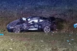 Dachowanie BMW na autostradzie A2. Lubuskie służby na miejscu