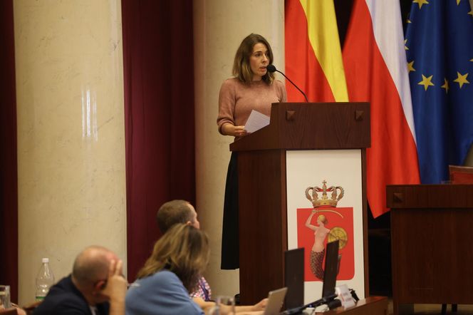 Nadzwyczajna sesja Rady Warszawy