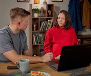 Na Wspólnej odc. 4008: Ania (Sonia Mietielica), Igor (Jakub Wesołowski)