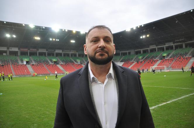 W Tychach grają gwiazdy światowego futbolu. Najpierw był pokazowy trening z młodzieżą