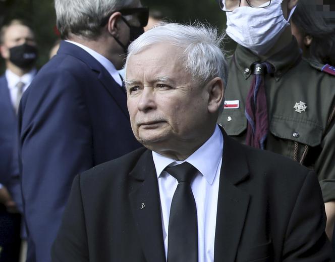 Fryzury Jarosława Kaczyńskiego