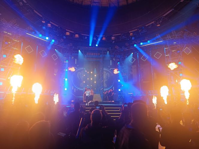 Pierwszy dzień Intel Extreme Masters 2025. Do katowickiego Spodka przybyły tysiące fanów e-sportu