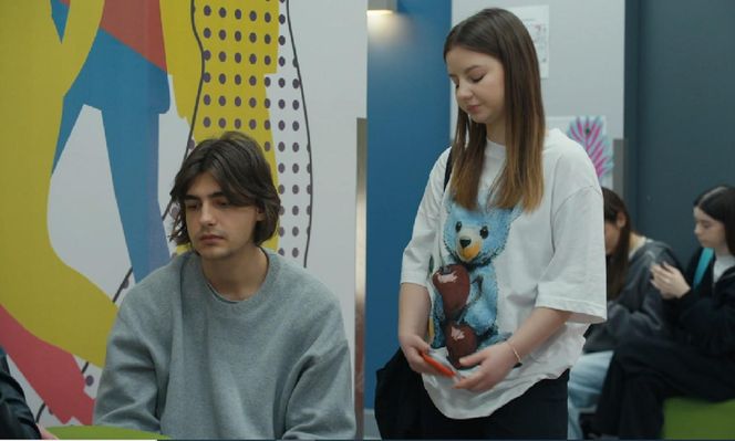 Barwy szczęścia, odcinek 3216. Romeo (Jacek Tyszkiewicz), Ewa (Gabriela Ziembicka)