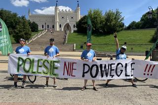 Polesie nie Powęgle to hasło karawany rowerowej, która ruszyła z Lublina. Jej uczestnicy jadą w obronie przyrody