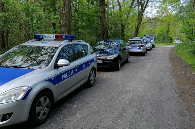Ponad sto osób w akcji, policyjny śmigłowiec i dron. Poszukiwaną 27-latkę odnaleziono na... Śląsku