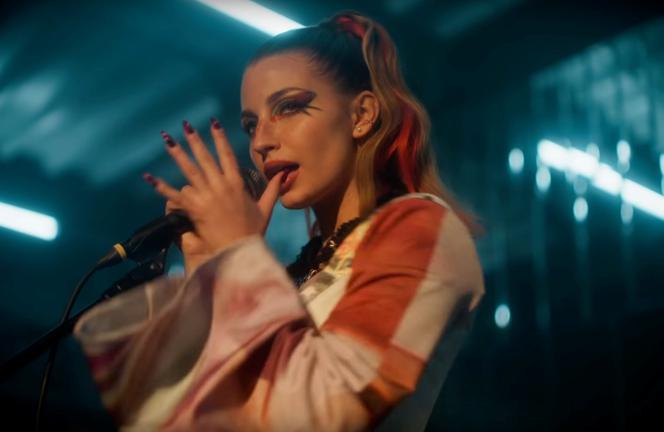 Julia Wieniawa "Rozkosz"