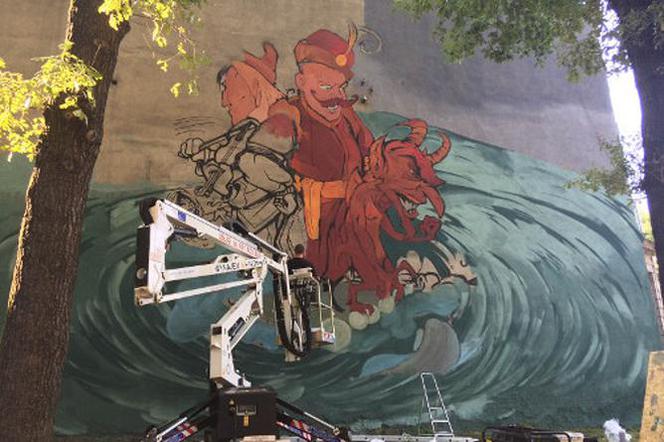 Bydgoszcz: Powstaje kolejny mural, a na nim... Pan Twardowski [ZDJĘCIE]