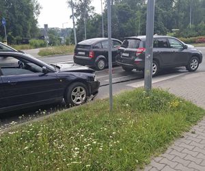 Wypadek u zbiegu ulic Radomskiej i Kaczyńskiej