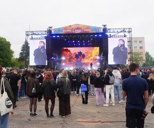 Kortowiada 2025. Koncerty na Plaży Kortowskiej przyciągnęły tłumy. Tak wyglądał drugi dzień imprezy!