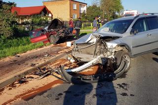 Groźny wypadek koło Opoczna. Zderzenie na drodze krajowej