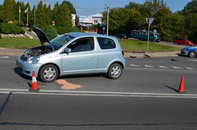 Wypadek na skrzyżowaniu Ostrowiecka-Al.Niepodległości