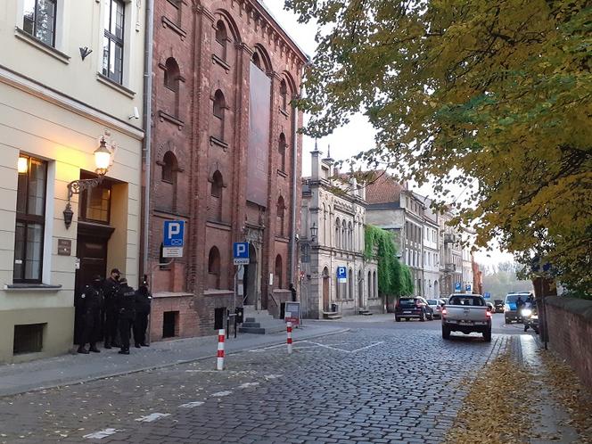 Kolejny "czarny spacer" w Toruniu