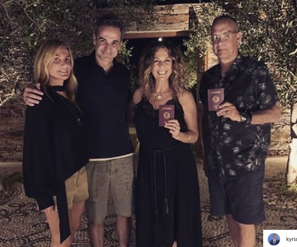 Tom Hanks i Rita Wilson dostają paszporty Grecji