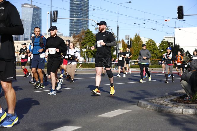 Uczestnicy 46. edycji Nationale-Nederlanden Maratonu Warszawskiego