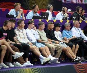 Robert Lewandowski rzucał do kosza podczas Polska - Francja