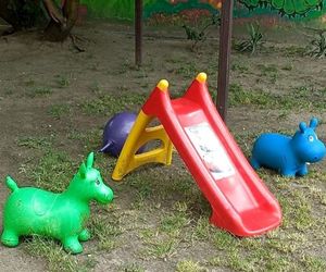Z otwartego ogrodu społecznego na Wildzie skradziono zabawki dla dzieci