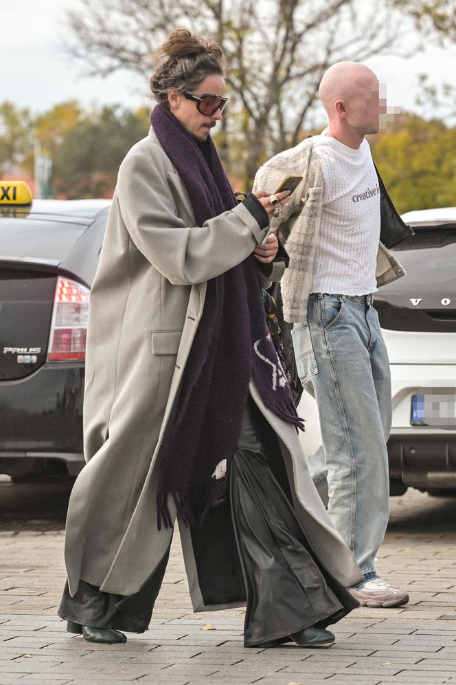 Michał Szpak. Na nogach ma racice