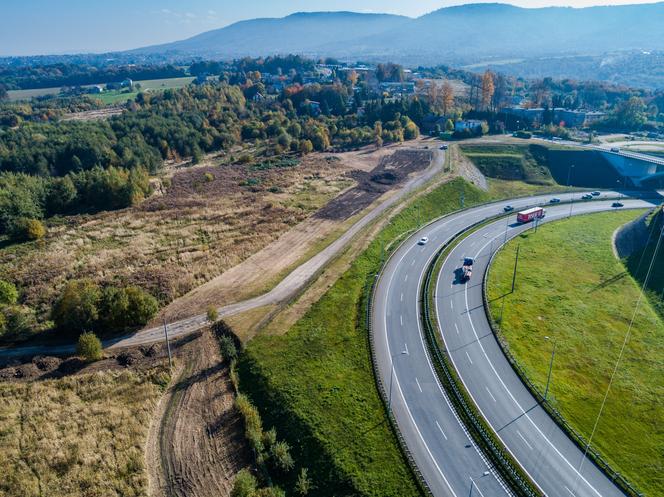 Trwa budowa drogi S1. GDDKiA opublikowało wiele świetnych zdjęć