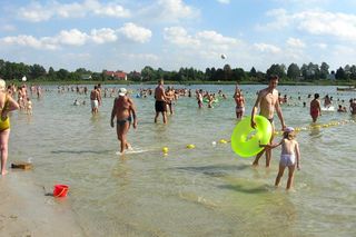 Nad tym jeziorem w kujawsko-pomorskim rozciąga się piękny widok. Tu znajdziecie naturę i spokój [GALERIA]