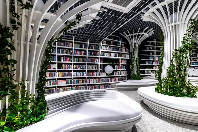 Metroteka – biblioteka na stacji metra M2 Kondratowicza w Warszawie