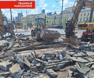Wielka ofensywa Tramwajów Warszawskich. Tramwajarze remontują i budują jak szaleni