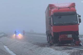 Tragiczny wypadek w miejscowości Balin. Tir najechał na samochód