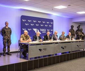 Konferencja przed Zlotem Miłośników Broni, Militariów i Survivalu Militaria Pro Arma