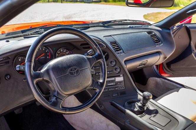 Toyota Supra Mk4 z przebiegiem 11 300 km