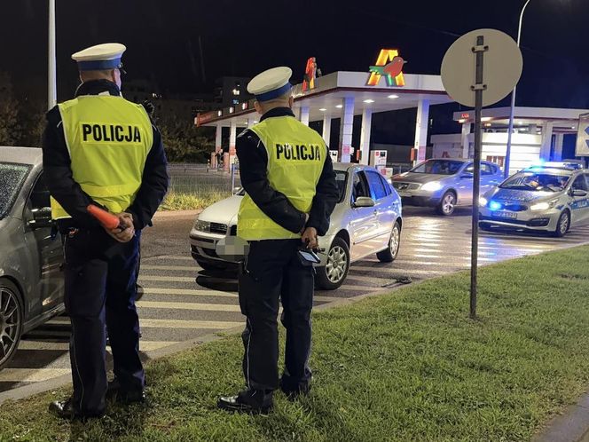 Nielegalne wyścigi w Warszawie. Policja podała konkretne liczby