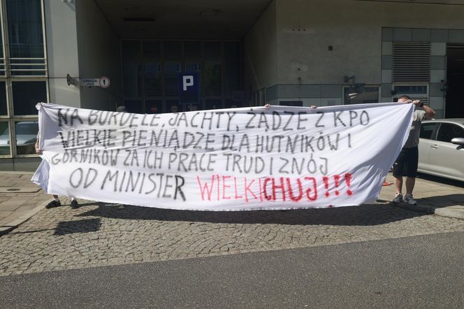Protest górników i hutników ze Śląska w Warszawie