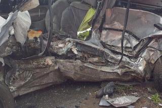 Śmiertelny wypadek pod Radomskiem! Potworne zderzenie dwóch osobówek [ZDJĘCIA]